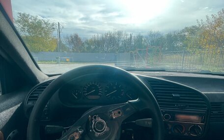 BMW 3 серия, 1993 год, 320 000 рублей, 11 фотография