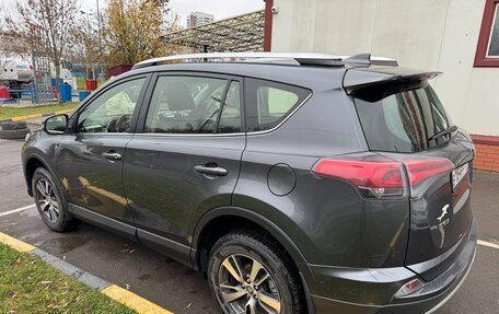 Toyota RAV4, 2015 год, 2 100 000 рублей, 4 фотография