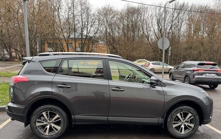 Toyota RAV4, 2015 год, 2 100 000 рублей, 7 фотография