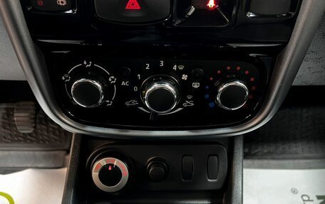 Renault Duster I рестайлинг, 2013 год, 800 000 рублей, 19 фотография