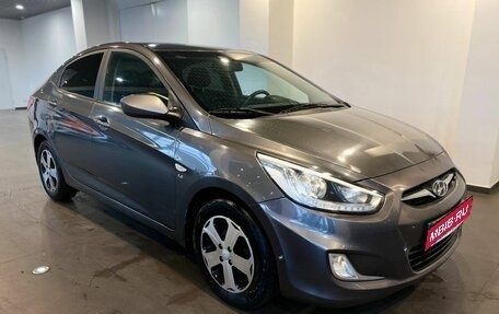 Hyundai Solaris II рестайлинг, 2013 год, 860 000 рублей, 1 фотография