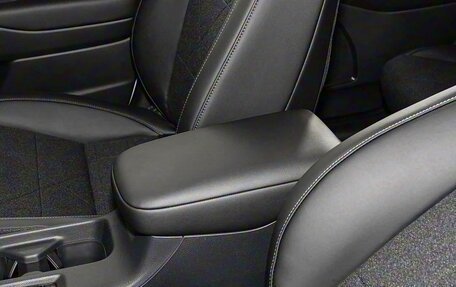 Honda Vezel, 2025 год, 241 992 рублей, 17 фотография