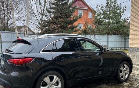 Infiniti FX II, 2011 год, 2 100 000 рублей, 4 фотография