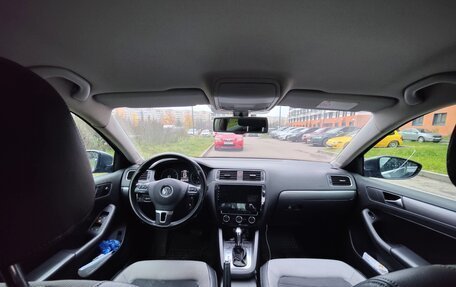 Volkswagen Jetta VI, 2012 год, 700 000 рублей, 11 фотография