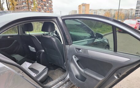 Volkswagen Jetta VI, 2012 год, 700 000 рублей, 8 фотография