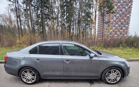 Volkswagen Jetta VI, 2012 год, 700 000 рублей, 6 фотография