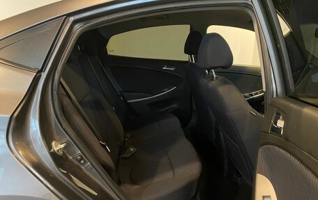 Hyundai Solaris II рестайлинг, 2013 год, 860 000 рублей, 17 фотография