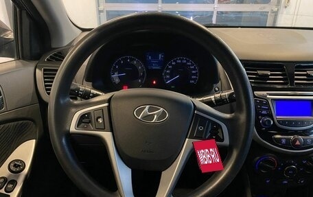 Hyundai Solaris II рестайлинг, 2013 год, 860 000 рублей, 10 фотография