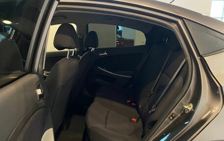 Hyundai Solaris II рестайлинг, 2013 год, 860 000 рублей, 25 фотография