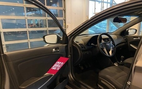 Hyundai Solaris II рестайлинг, 2013 год, 860 000 рублей, 21 фотография