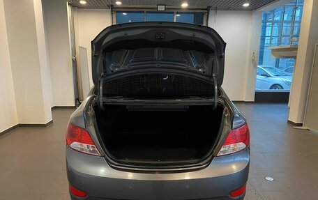 Hyundai Solaris II рестайлинг, 2013 год, 860 000 рублей, 37 фотография