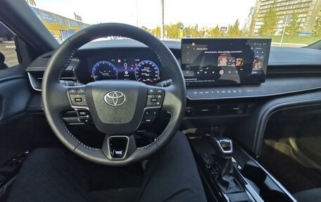 Toyota Camry, 2024 год, 4 100 000 рублей, 10 фотография