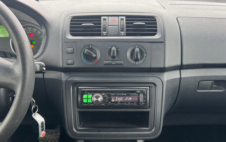 Skoda Fabia II, 2011 год, 689 000 рублей, 18 фотография