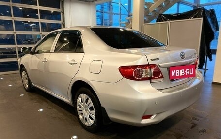 Toyota Corolla, 2011 год, 1 030 000 рублей, 5 фотография
