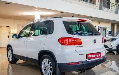 Volkswagen Tiguan I, 2011 год, 1 758 000 рублей, 5 фотография