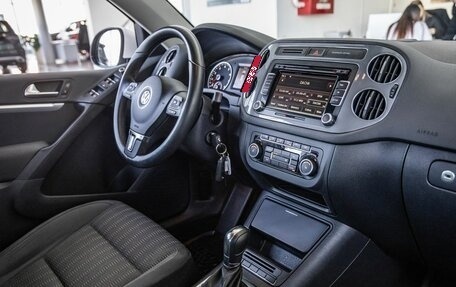 Volkswagen Tiguan I, 2011 год, 1 758 000 рублей, 15 фотография