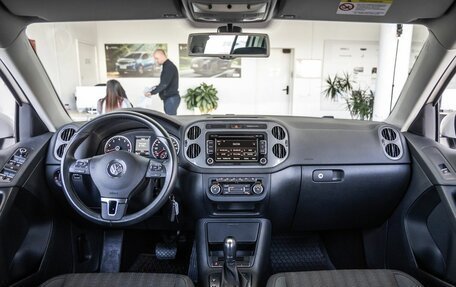 Volkswagen Tiguan I, 2011 год, 1 758 000 рублей, 14 фотография