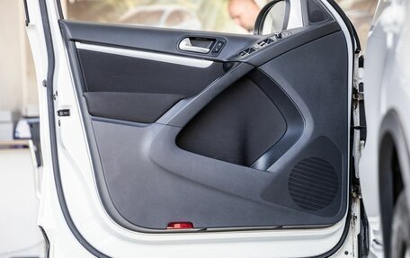 Volkswagen Tiguan I, 2011 год, 1 758 000 рублей, 34 фотография