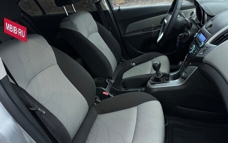 Chevrolet Cruze II, 2013 год, 829 000 рублей, 10 фотография