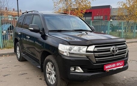 Toyota Land Cruiser 200, 2016 год, 4 185 000 рублей, 2 фотография
