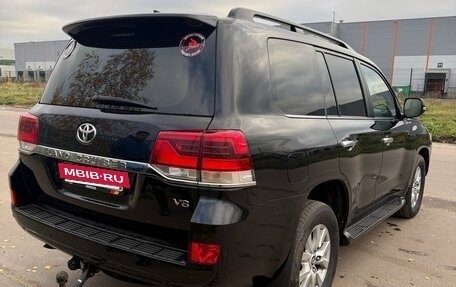 Toyota Land Cruiser 200, 2016 год, 4 185 000 рублей, 8 фотография