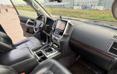 Toyota Land Cruiser 200, 2016 год, 4 185 000 рублей, 13 фотография