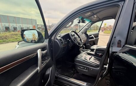 Toyota Land Cruiser 200, 2016 год, 4 185 000 рублей, 16 фотография