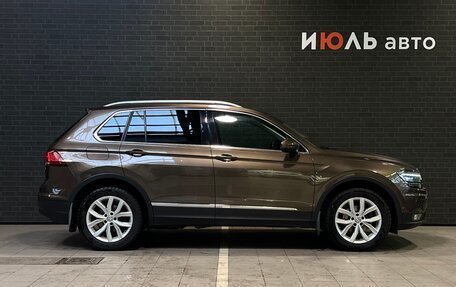 Volkswagen Tiguan II, 2020 год, 2 690 000 рублей, 4 фотография