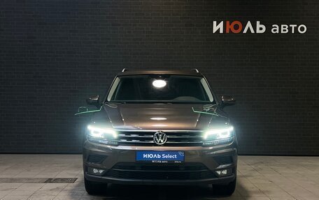 Volkswagen Tiguan II, 2020 год, 2 690 000 рублей, 2 фотография