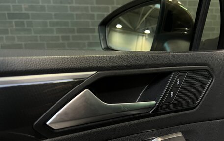 Volkswagen Tiguan II, 2020 год, 2 690 000 рублей, 19 фотография