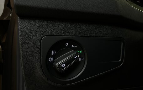 Volkswagen Tiguan II, 2020 год, 2 690 000 рублей, 21 фотография