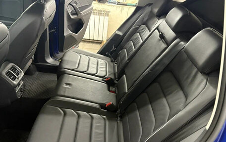 Volkswagen Tiguan II, 2021 год, 3 800 000 рублей, 8 фотография