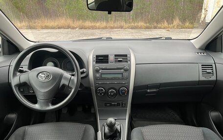 Toyota Corolla, 2007 год, 700 000 рублей, 10 фотография