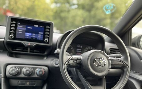 Toyota Yaris, 2020 год, 1 350 000 рублей, 3 фотография