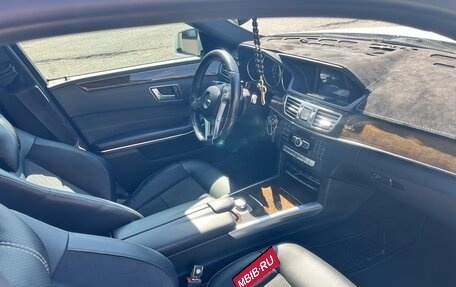 Mercedes-Benz E-Класс, 2014 год, 2 250 000 рублей, 9 фотография