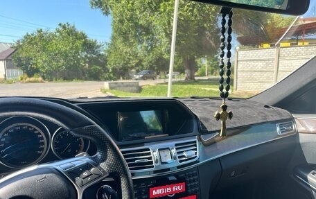 Mercedes-Benz E-Класс, 2014 год, 2 250 000 рублей, 10 фотография