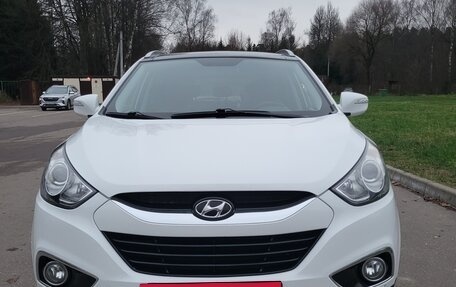 Hyundai ix35 I рестайлинг, 2011 год, 1 250 000 рублей, 2 фотография