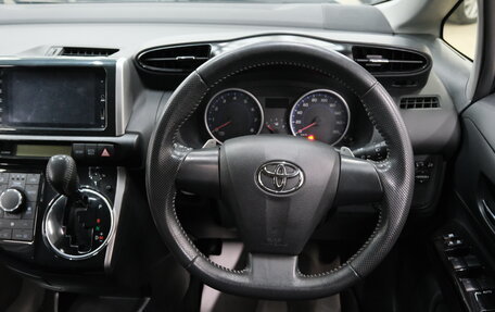 Toyota Wish II, 2012 год, 1 479 000 рублей, 12 фотография