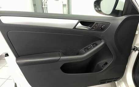 Volkswagen Jetta VI, 2013 год, 1 099 000 рублей, 18 фотография