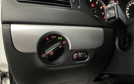 Volkswagen Jetta VI, 2013 год, 1 099 000 рублей, 17 фотография