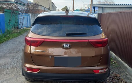 KIA Sportage IV рестайлинг, 2017 год, 1 750 000 рублей, 2 фотография