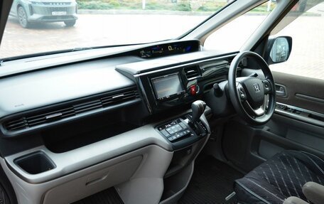 Honda Stepwgn IV, 2016 год, 1 749 000 рублей, 14 фотография