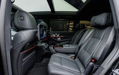 Mercedes-Benz GLS, 2025 год, 18 950 000 рублей, 30 фотография