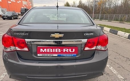 Chevrolet Cruze II, 2014 год, 800 000 рублей, 3 фотография