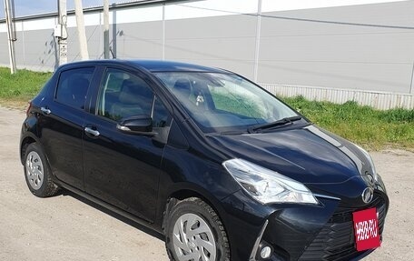 Toyota Vitz, 2019 год, 1 070 000 рублей, 2 фотография