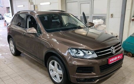 Volkswagen Touareg III, 2010 год, 1 880 000 рублей, 1 фотография