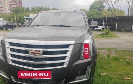 Cadillac Escalade IV, 2015 год, 2 600 000 рублей, 2 фотография