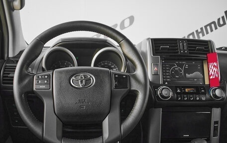 Toyota Land Cruiser Prado 150 рестайлинг 2, 2012 год, 2 680 000 рублей, 11 фотография