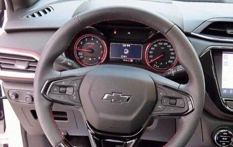 Chevrolet TrailBlazer, 2021 год, 1 800 000 рублей, 4 фотография