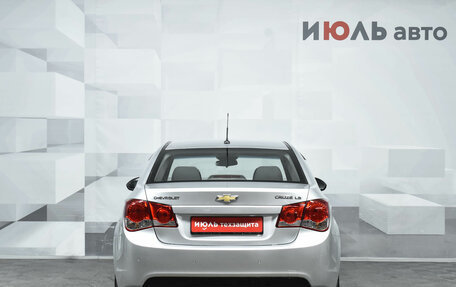 Chevrolet Cruze II, 2010 год, 710 000 рублей, 5 фотография